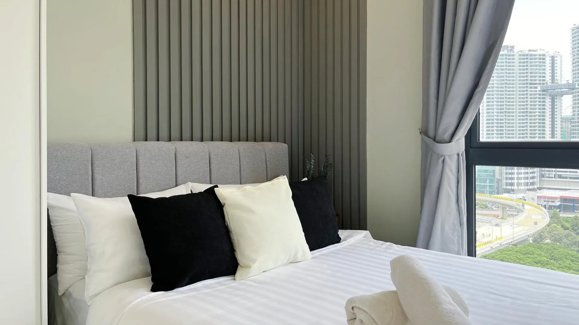Neu Suites By Awesomestay Kuala Lumpur Apartment